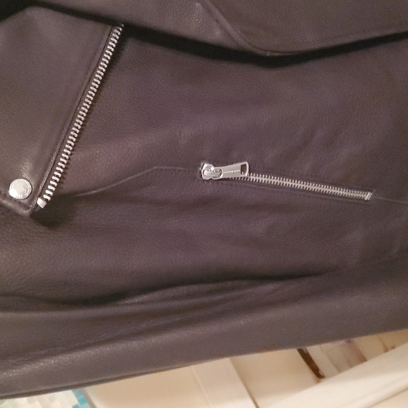 Andrew marc richard chai size small black leather new - Picture 3 of 5